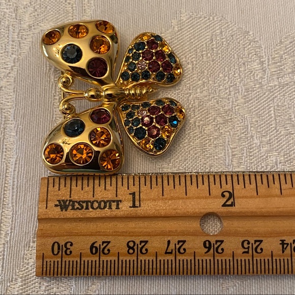 Joan Rivers Set - Picture 6 of 7